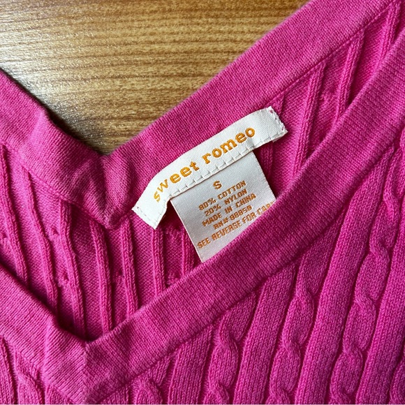 4/$15 Sweet Romeo pink V-Neck cable sweater - Picture 2 of 6